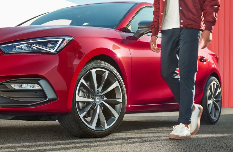 SEAT - Leon